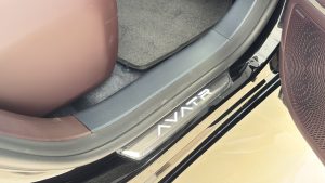 AVATR 11 4 seats AWD EV