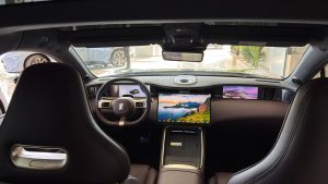 AVATR 11 4 seats AWD EV