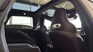 AVATR 11 4 seats AWD EV