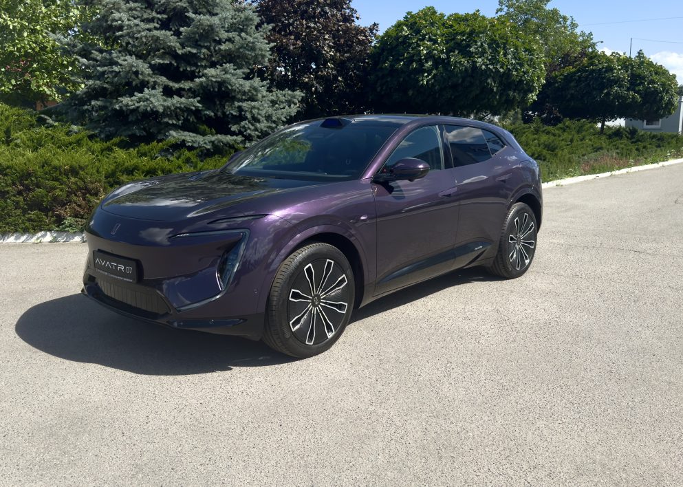 AVATR 07 ULTRA AWD EV